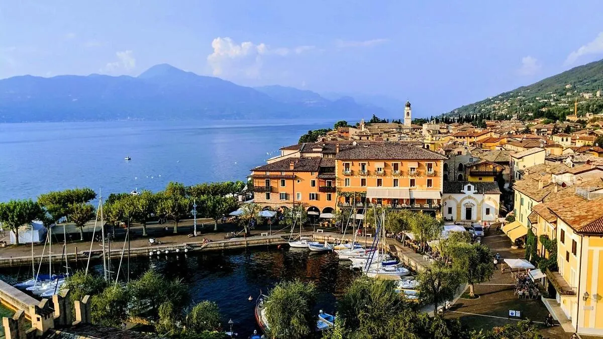 Charming Lake Garda Escape Торри-дель-Бенако