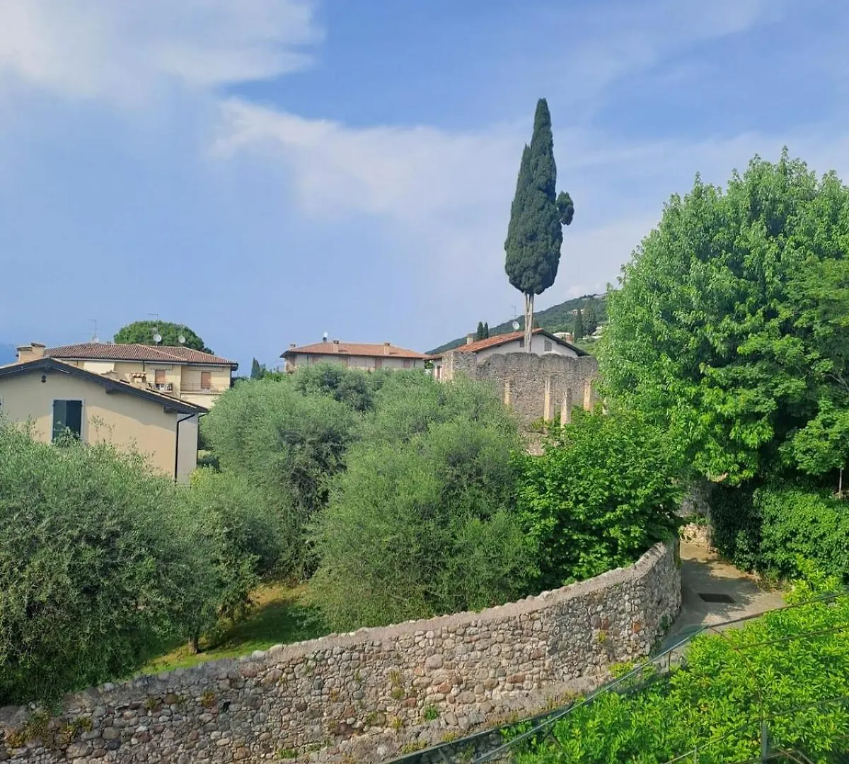 Апартаменты Charming Lake Garda Escape Торри-дель-Бенако